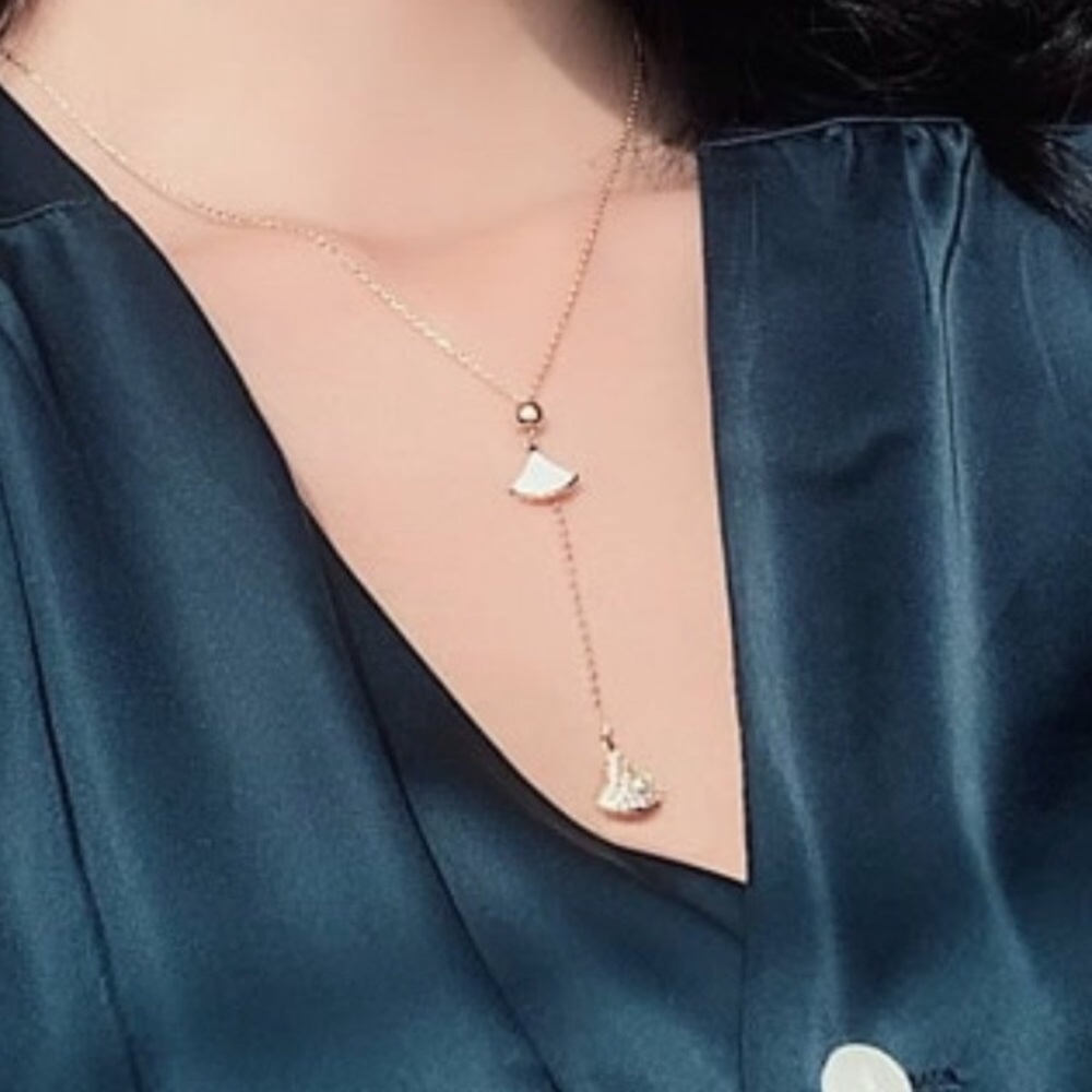 Golden Threads Double Fan Shape Gold Tone Necklace With Extender NWT